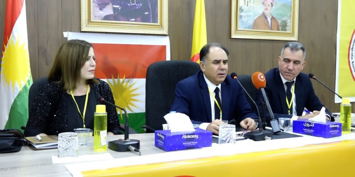 من ارشيف المؤتمر الثاني عشر للحزب