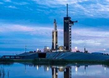 ماسك يواجه انتكاسة جديدة بعد إلغاء رحلة ستارشيب التجريبية